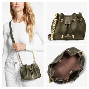 💞 Michael Kors Phoebe Bucket Crossbody green chain-link strap mini minimalist